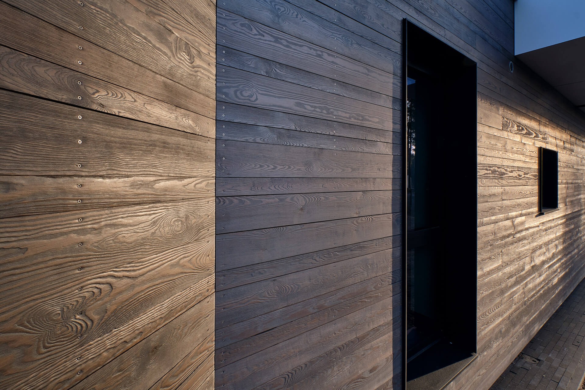 Koka būvkonstrukciju materiāli un stiprinājumi