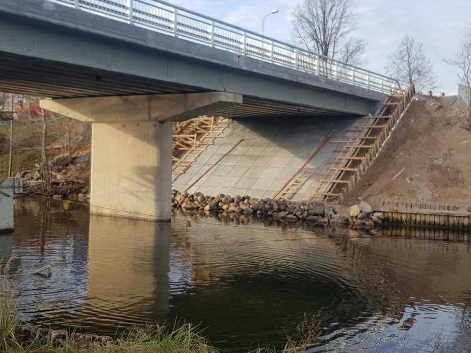 Tiltu būvuzraudzība