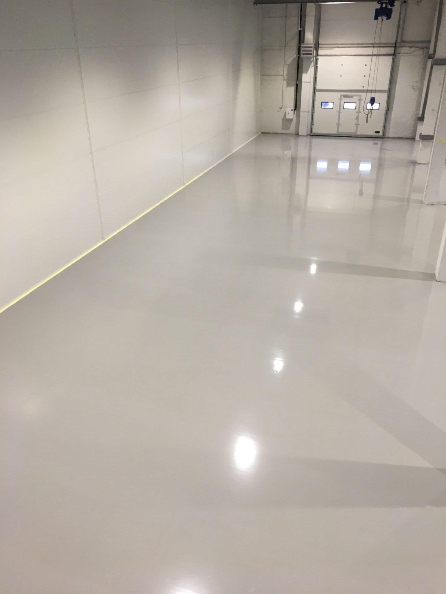 Industriālo grīdu klāšana