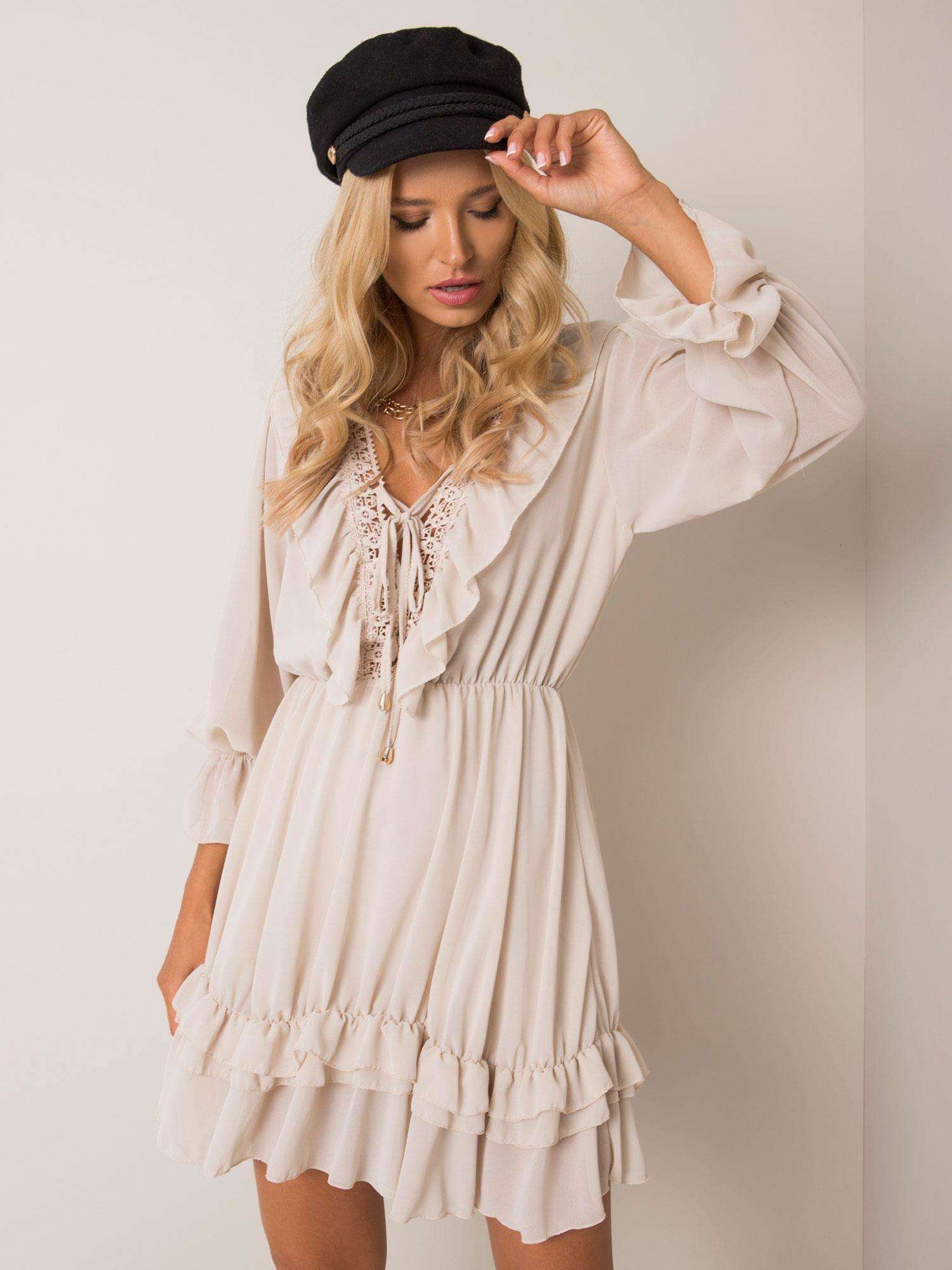 Kleita ikdienai vai svētkiem.