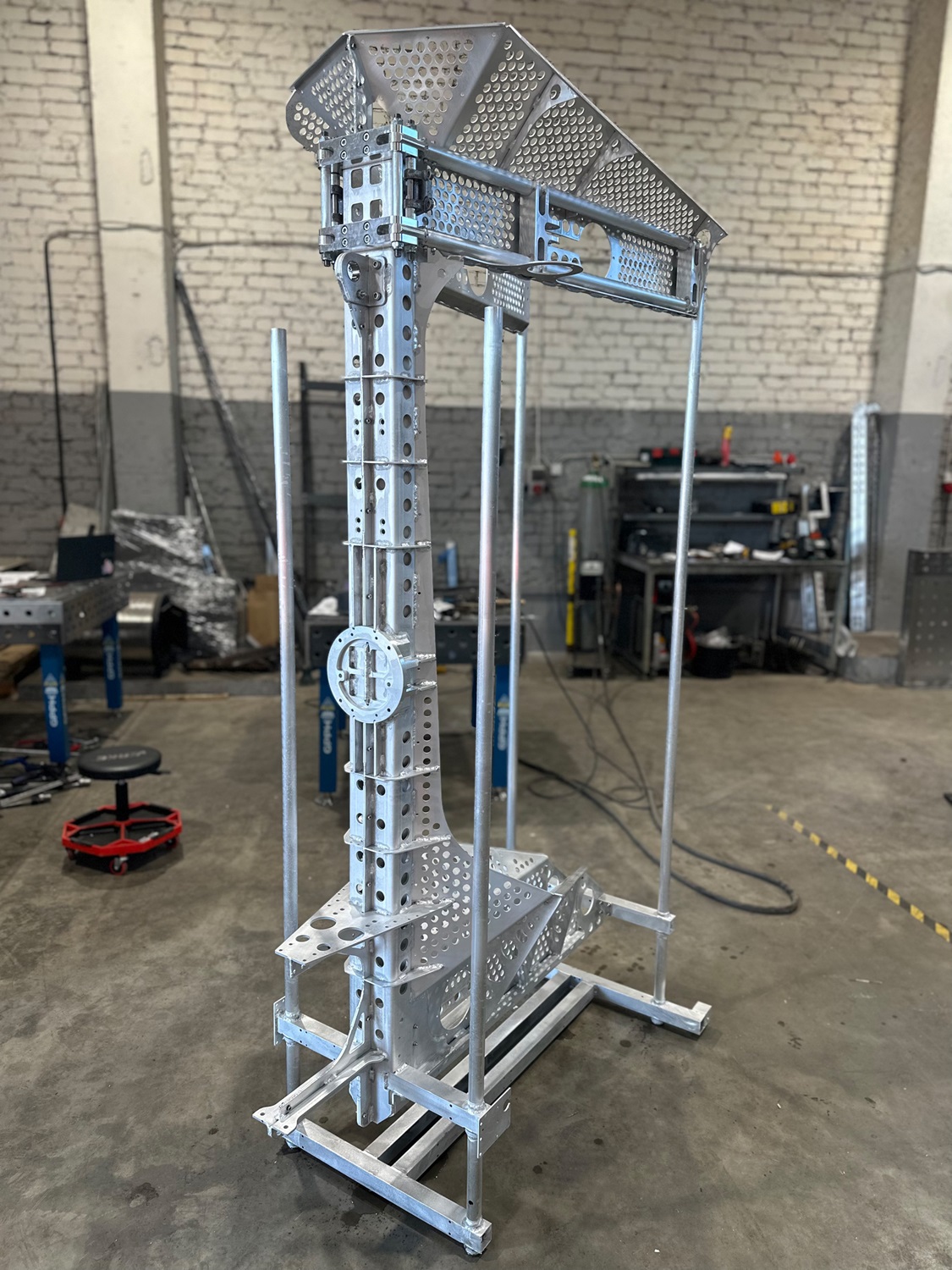 Alumīnija konstrukcija