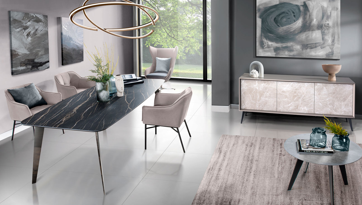 Zīmola REMO MEBLE meistaru darinātie ēdamistabas galdi