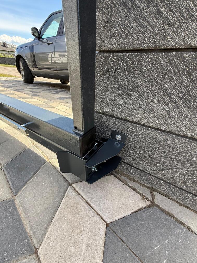 Bidamo vartu furnitura