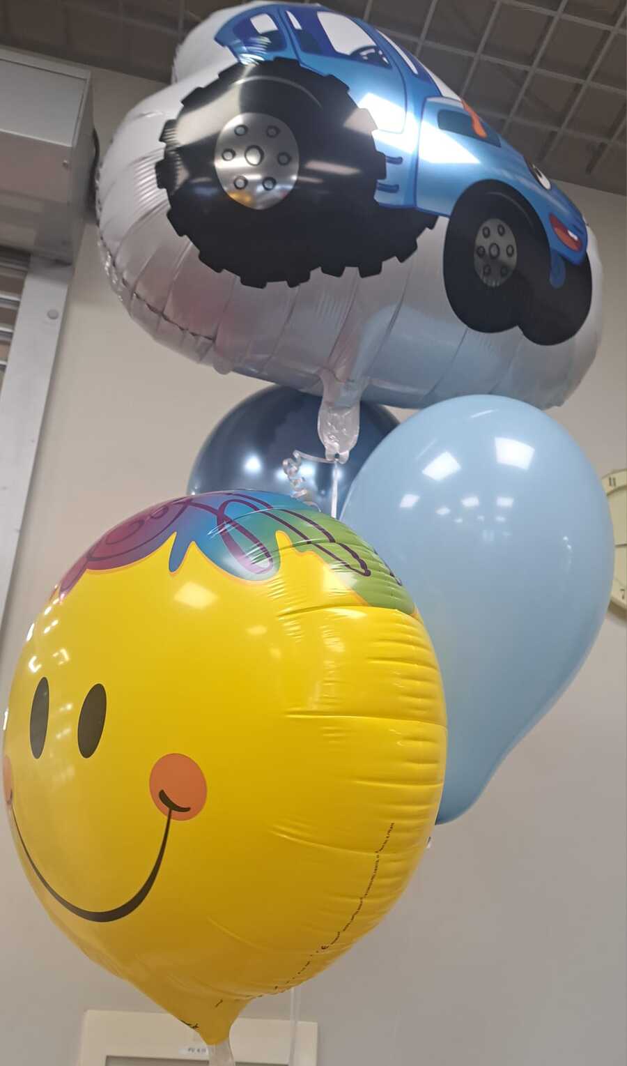 Balonu kompozīcija zēnam