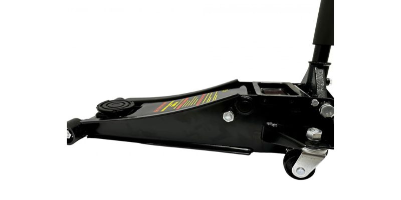 Auto servisa aprīkojums un instrumenti