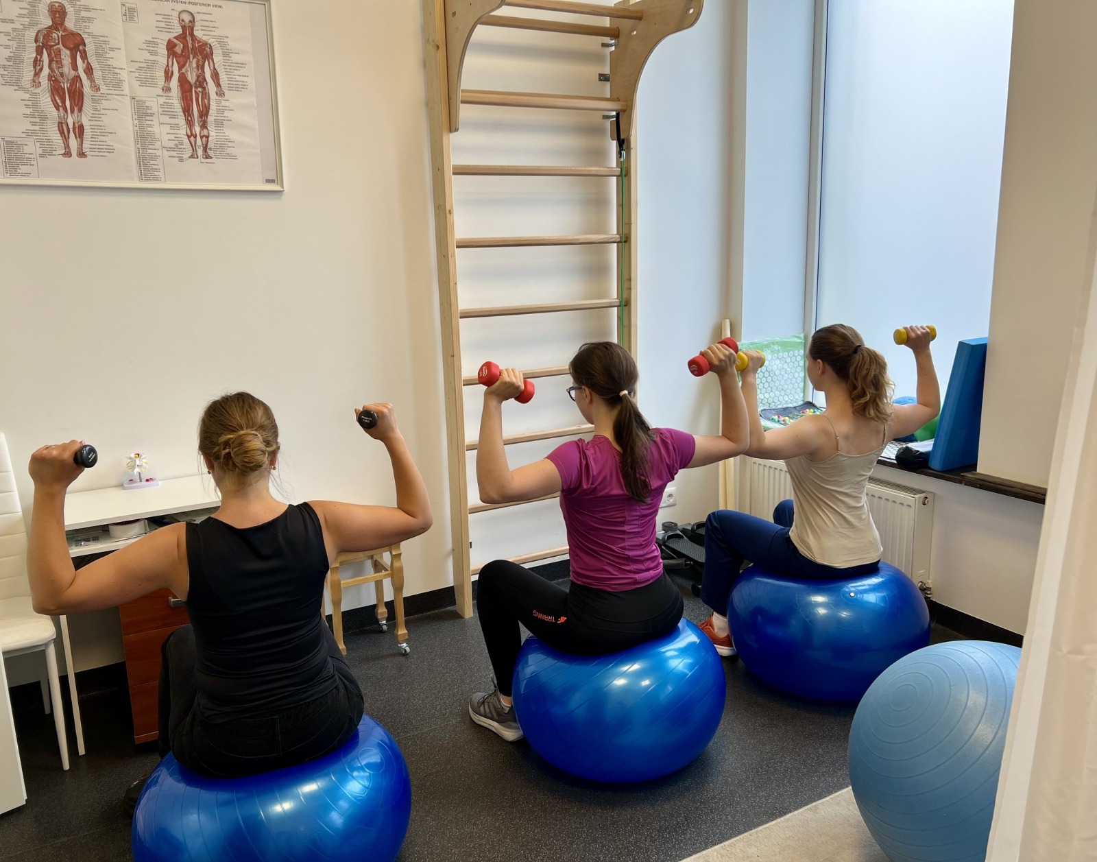 grupu nodarbībām AZ Rehabilitācijas centrā!