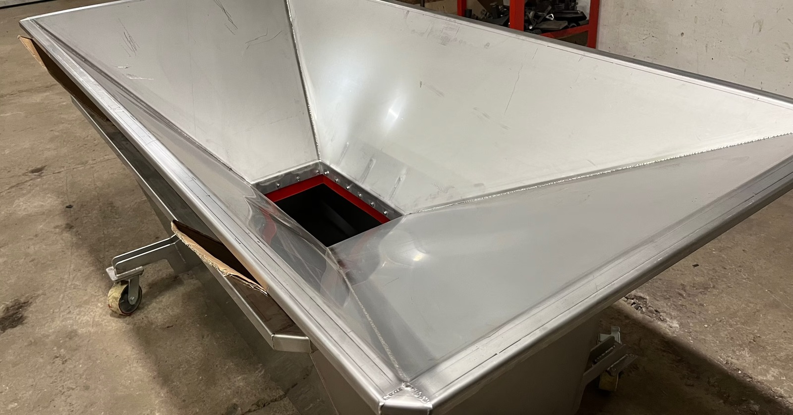 Dārzeņu, augļu un oglu smalcinātājs