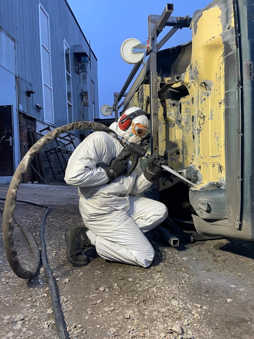 ārsienu tīrīšana