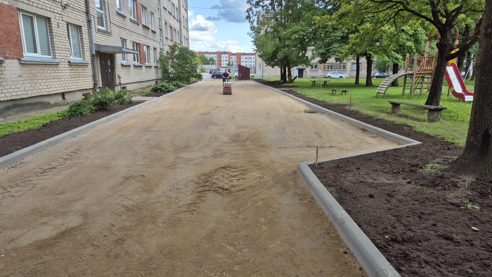 Bruģēšanas darbi sākotnējā stadijā