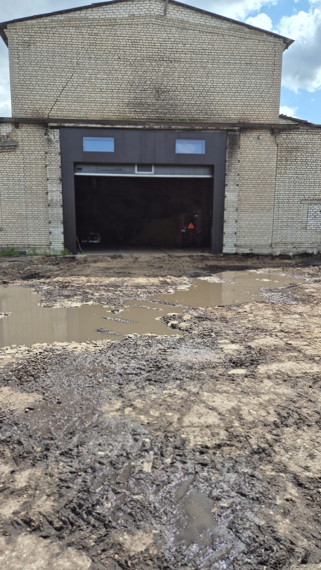 tbilstoša drenāža un seguma atjaunošana būvniecības teritorijā