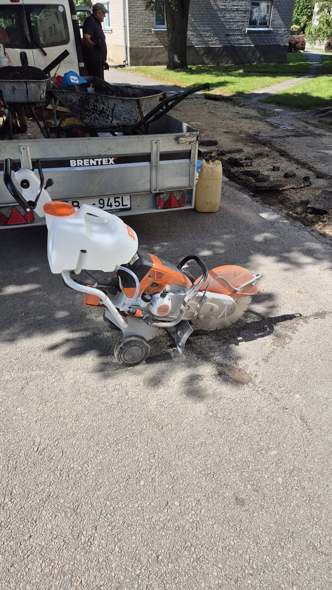 Jaunas bruģēšanas ieklāšana