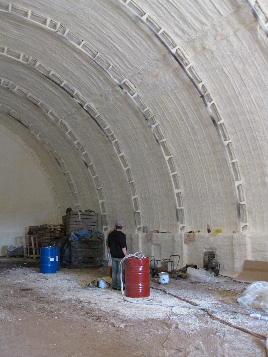 angāru siltināšana ar putupoliuretānu