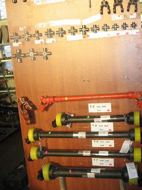 Traktoru rezerves daļas