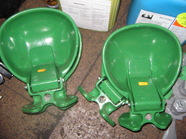 Traktoru rezerves daļas