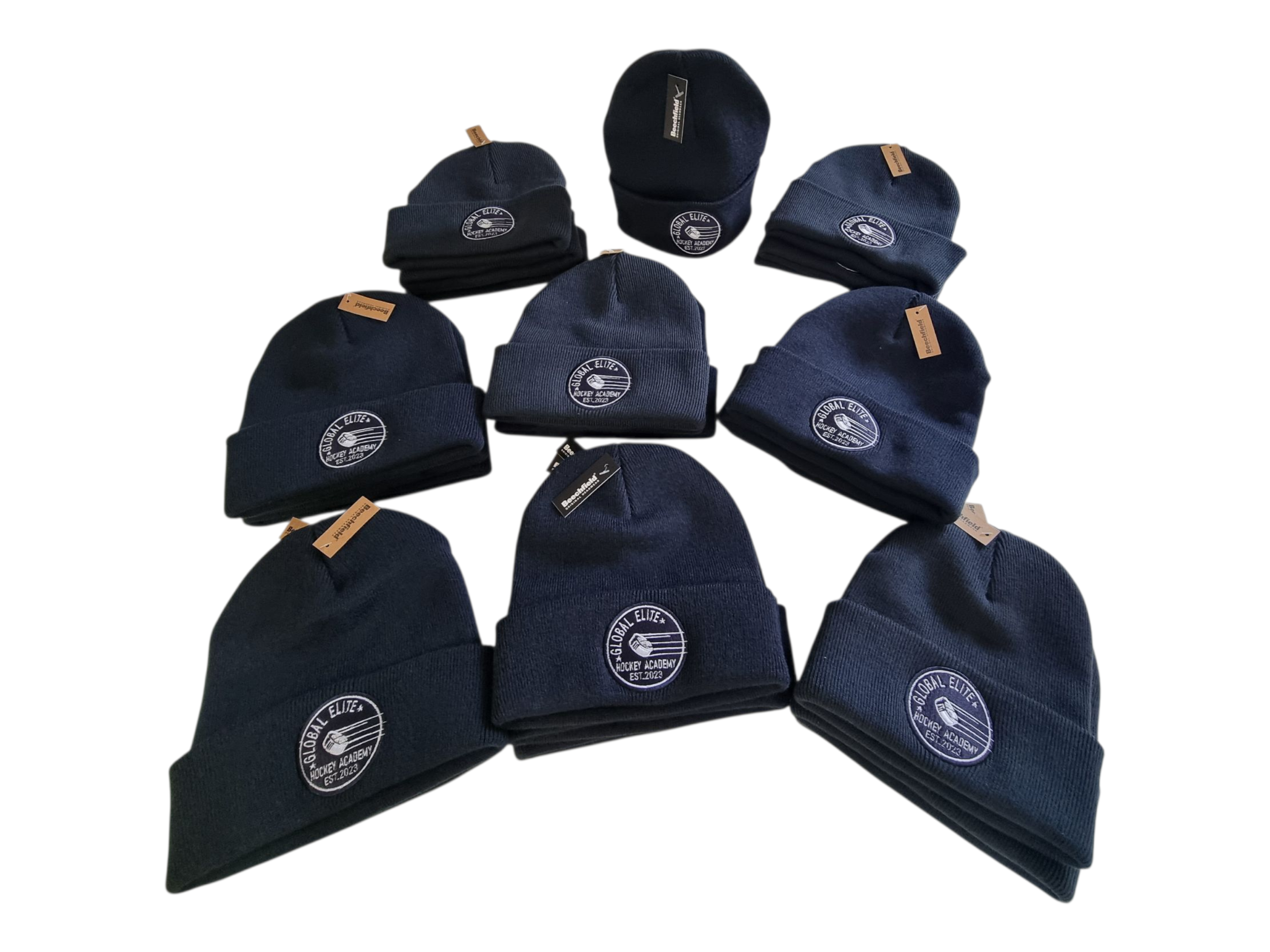 Izšūtas adītas cepures