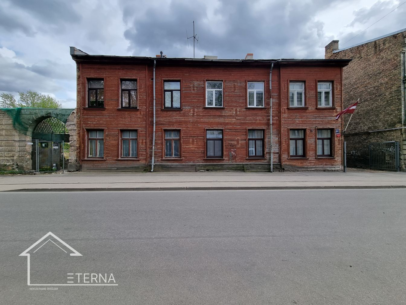 nekustamo īpašumu aģentūra