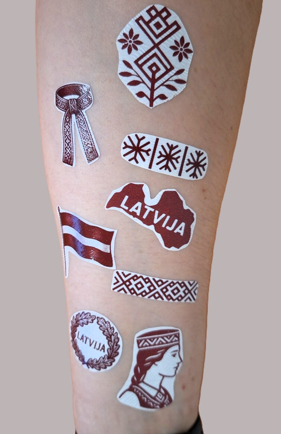 Patriotiski pagaidu tetovējumi