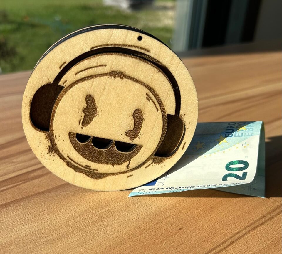 Koka konverts naudas dāvanai - Aplis