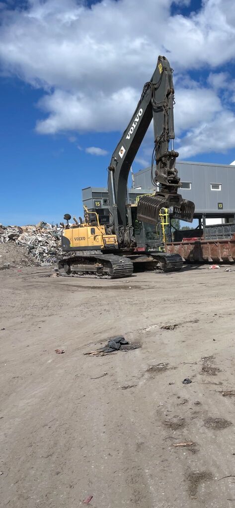 Ekskavtoru pakalpojumi