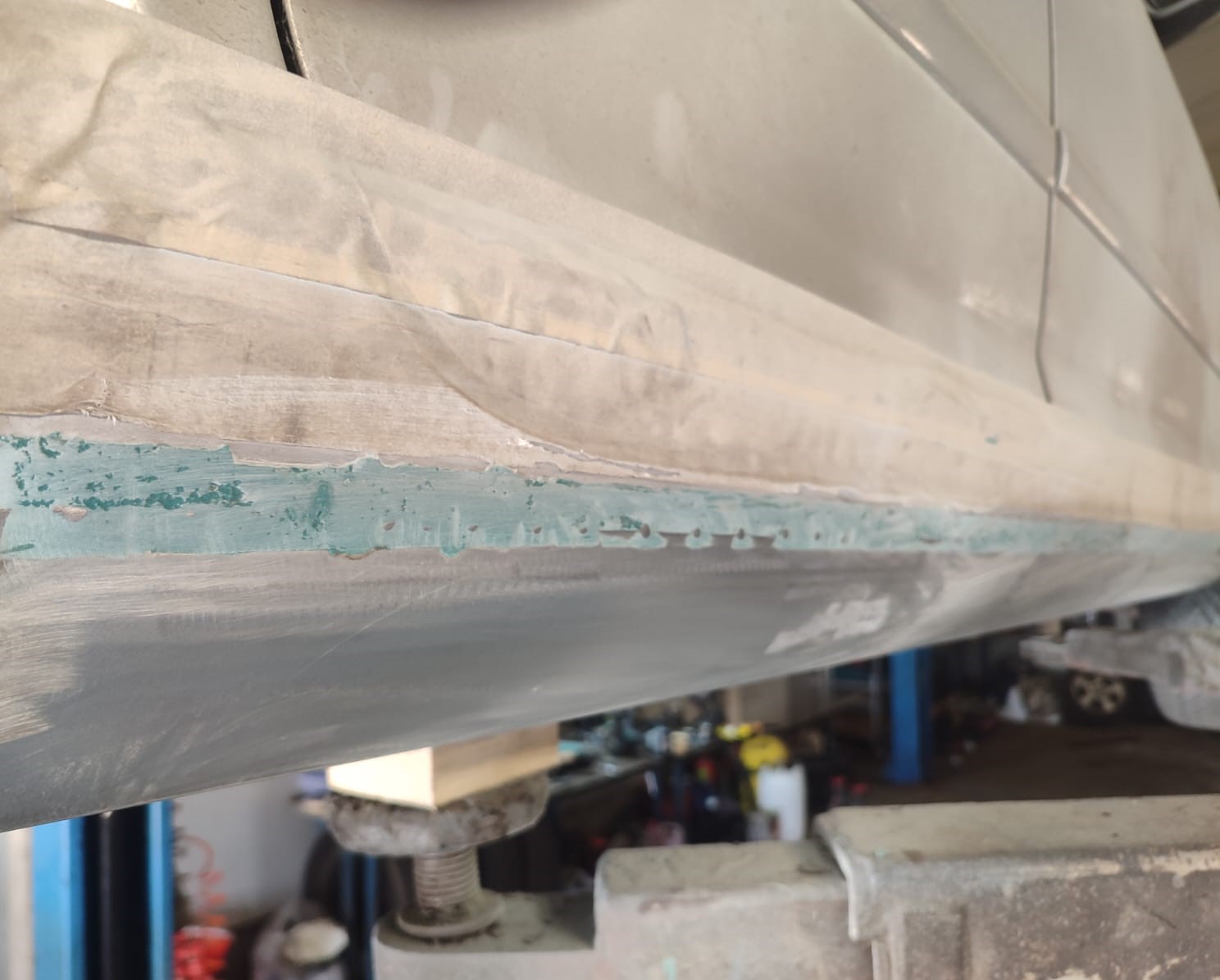 automašīnas pretrūsas apstrāde