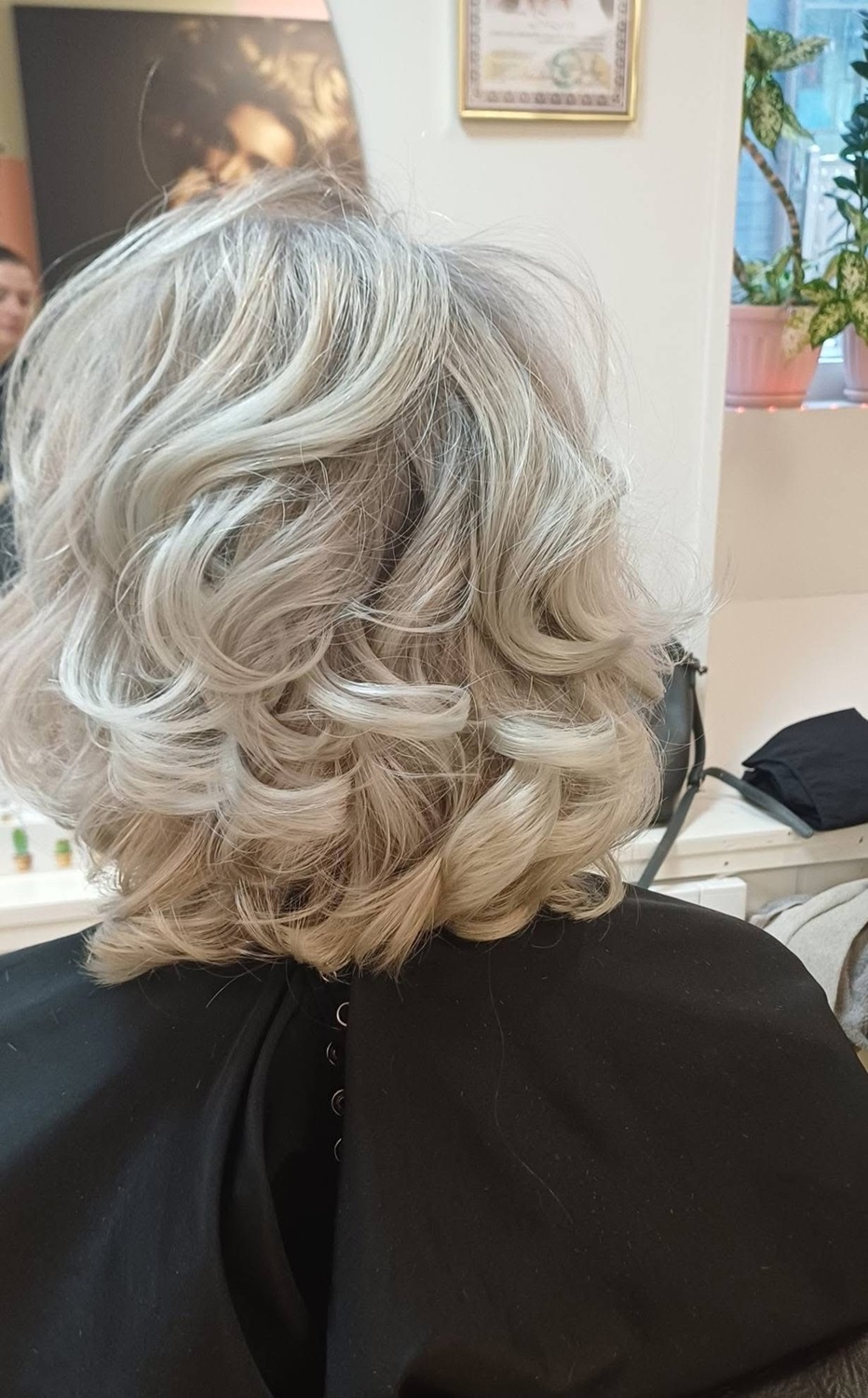 Matu frizūra īsiem matiem