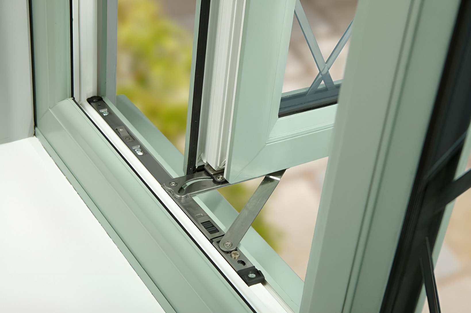 Logu Furnitūras Remonts