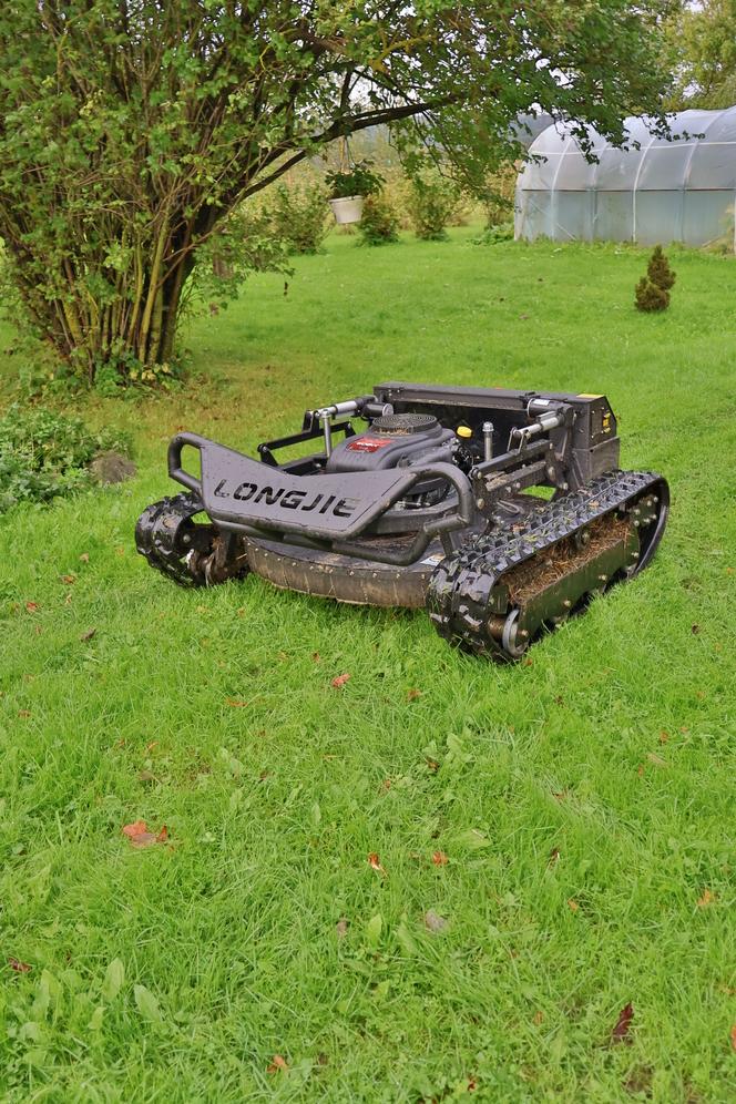 Zāles pļāvēju robotu tirdzniecība