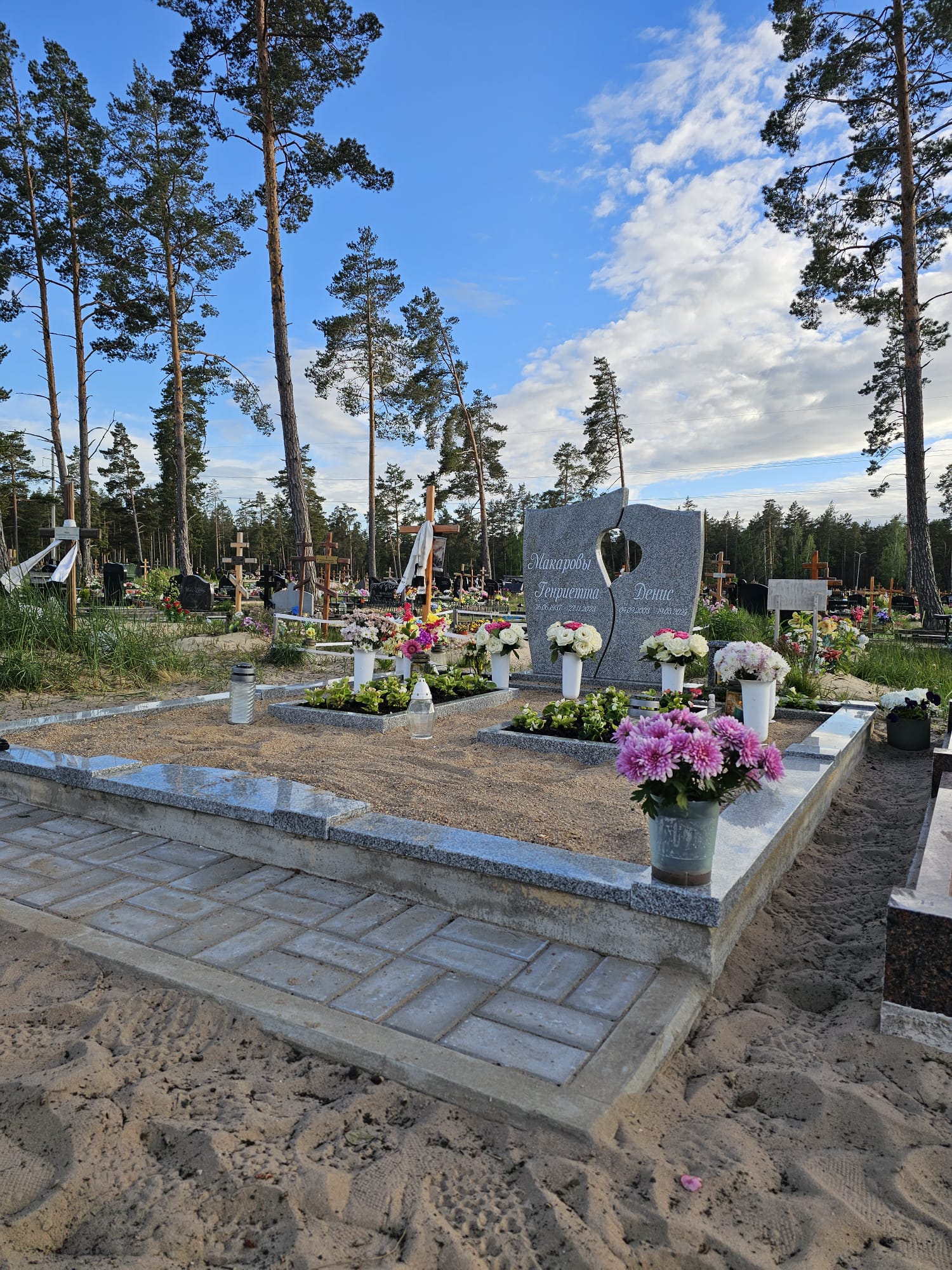 kapu pieminekļu mazgāšana