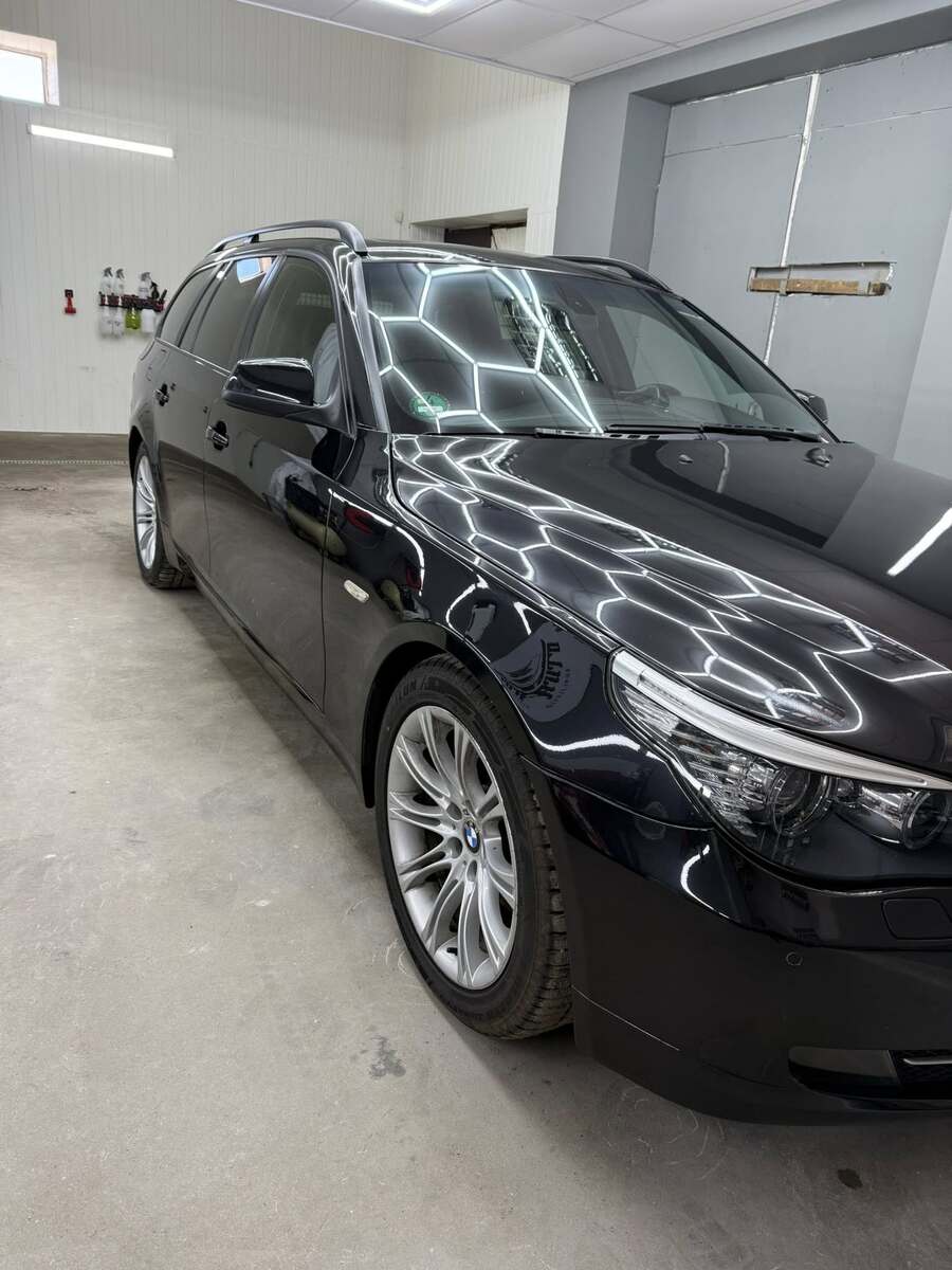 Auto virsbūves pulēšana un detailing