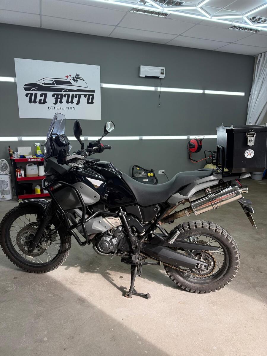 Moto detailing