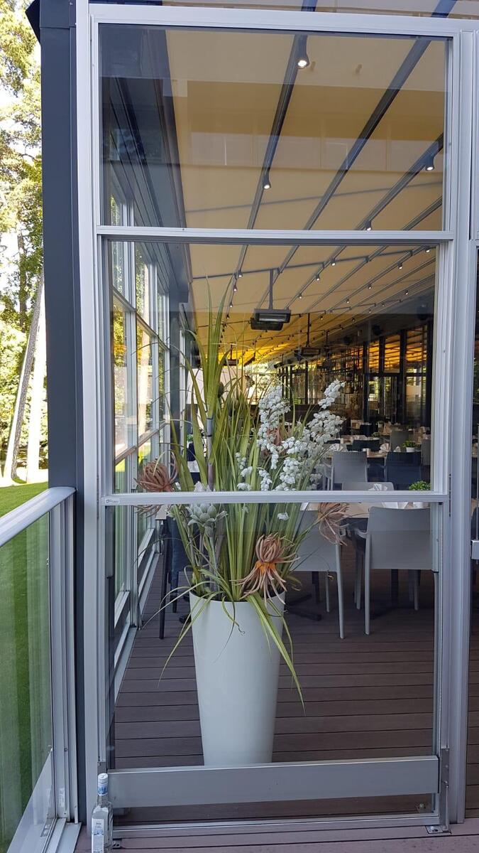Pergolas un markīzes