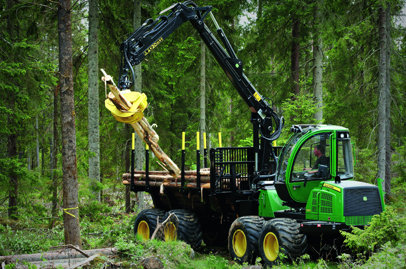 John Deere meža tehnika