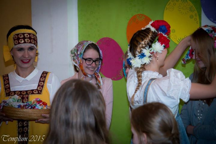 Privātskola. Krievu, latviešu, vācu valoda