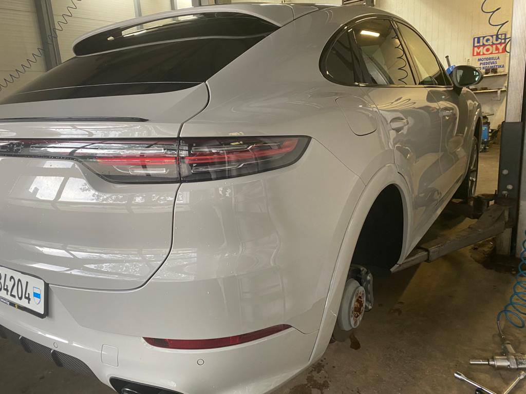 Autoserviss Rīgā Eskada serviss 