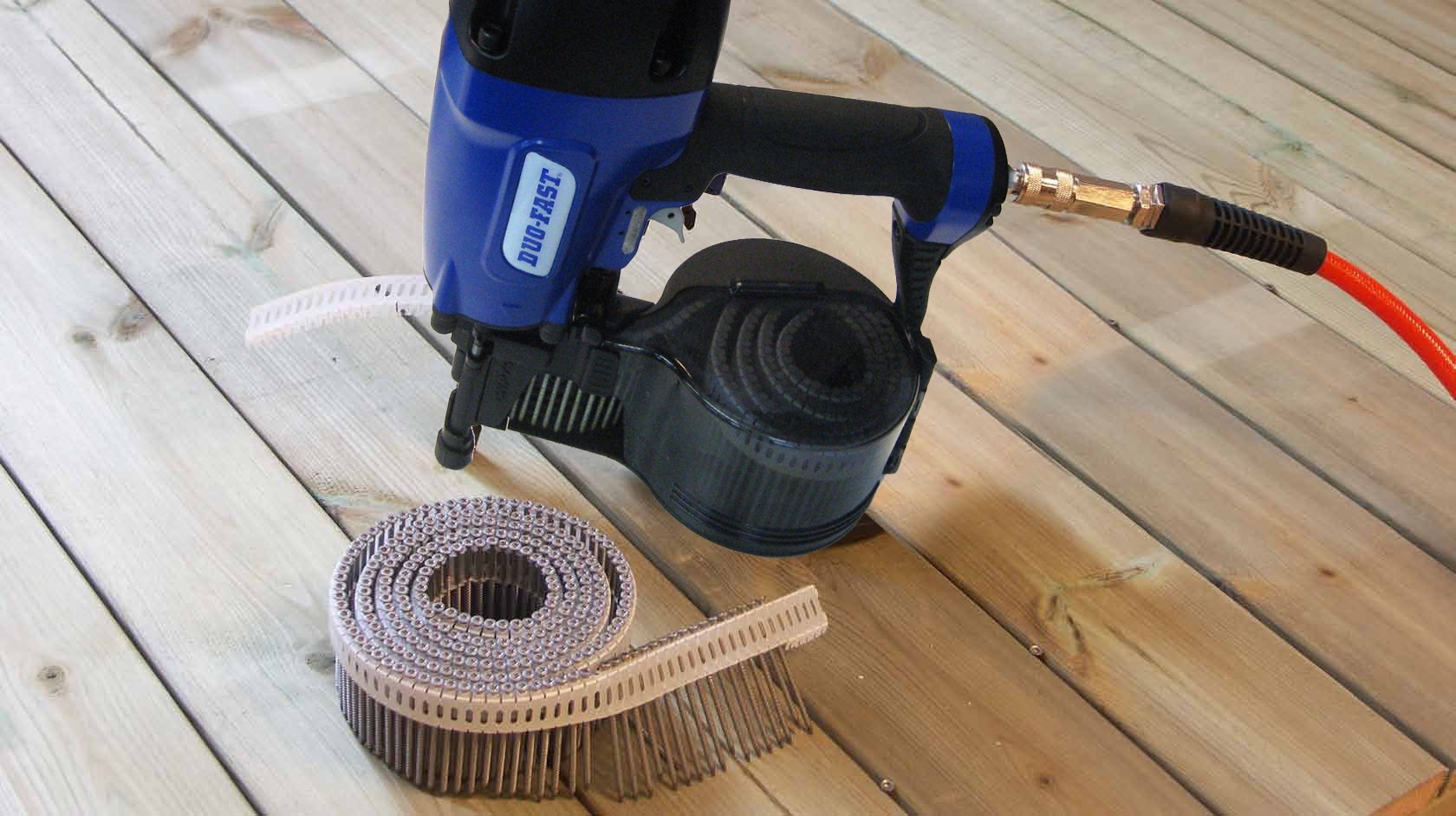 Kokapstrādes, metālapstrādes, būvniecības un servisu piederumu tirdzniecība