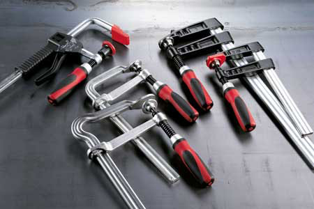 Kokapstrādes, metālapstrādes, būvniecības un servisu piederumu tirdzniecība